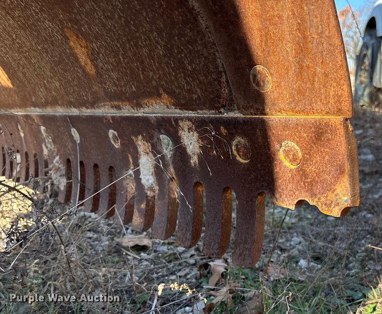 image for item FB3024 2011 John Deere 770G motor grader