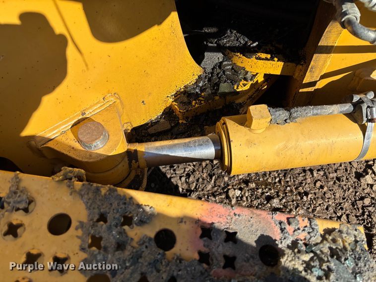 image for item FB3024 2011 John Deere 770G motor grader