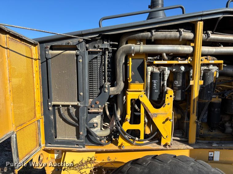 image for item FB3024 2011 John Deere 770G motor grader
