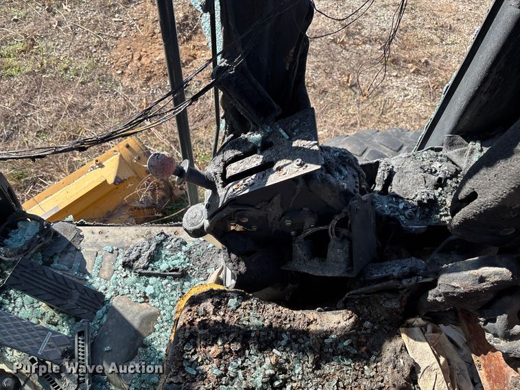 image for item FB3024 2011 John Deere 770G motor grader