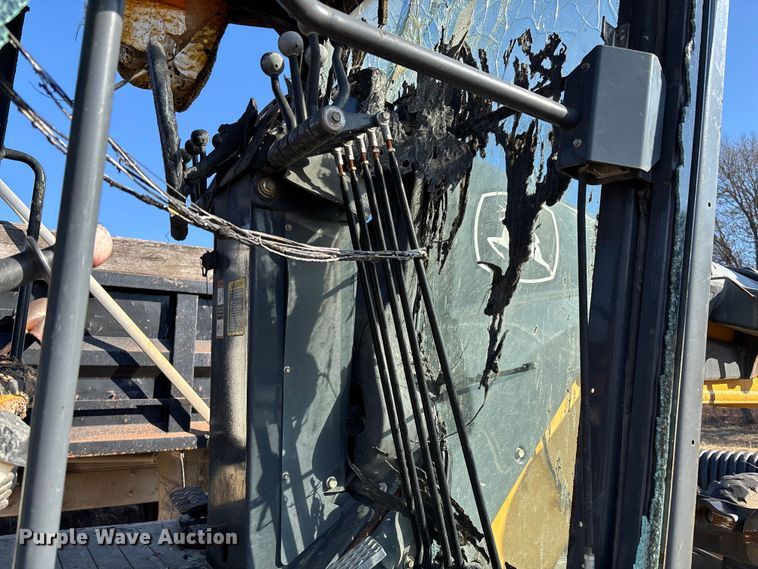 image for item FB3024 2011 John Deere 770G motor grader