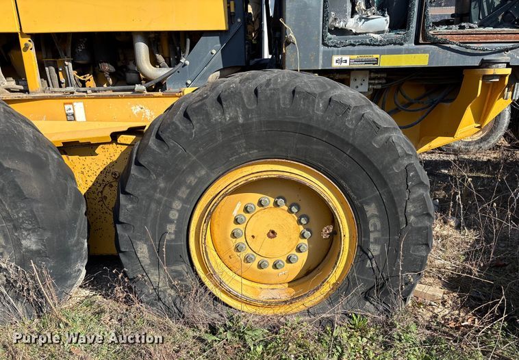 image for item FB3024 2011 John Deere 770G motor grader