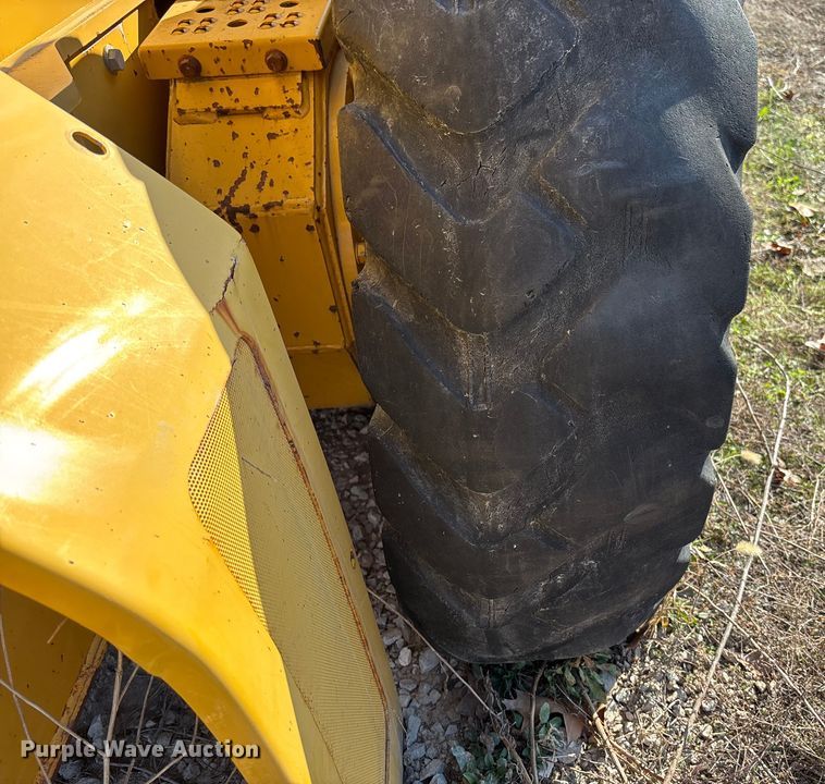 image for item FB3024 2011 John Deere 770G motor grader