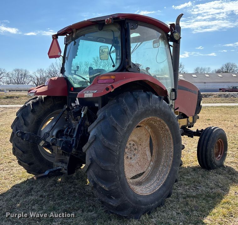 image for item FB3025 2006 Case IH MXU115 tractor