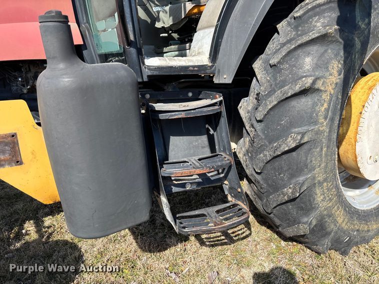 image for item FB3025 2006 Case IH MXU115 tractor