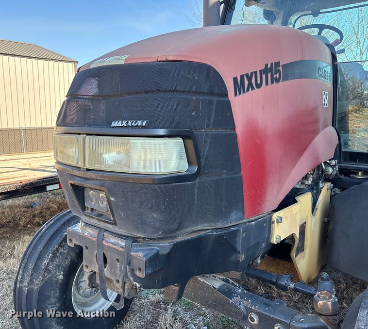 image for item FB3025 2006 Case IH MXU115 tractor