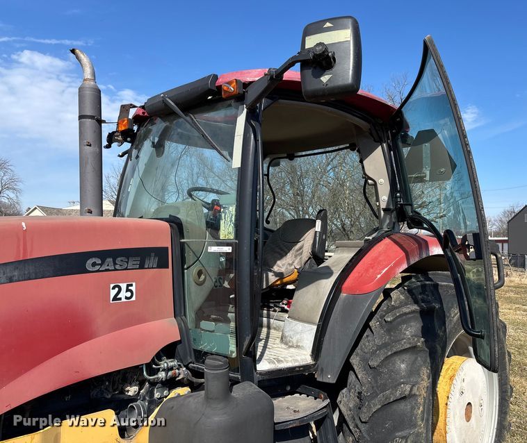 image for item FB3025 2006 Case IH MXU115 tractor