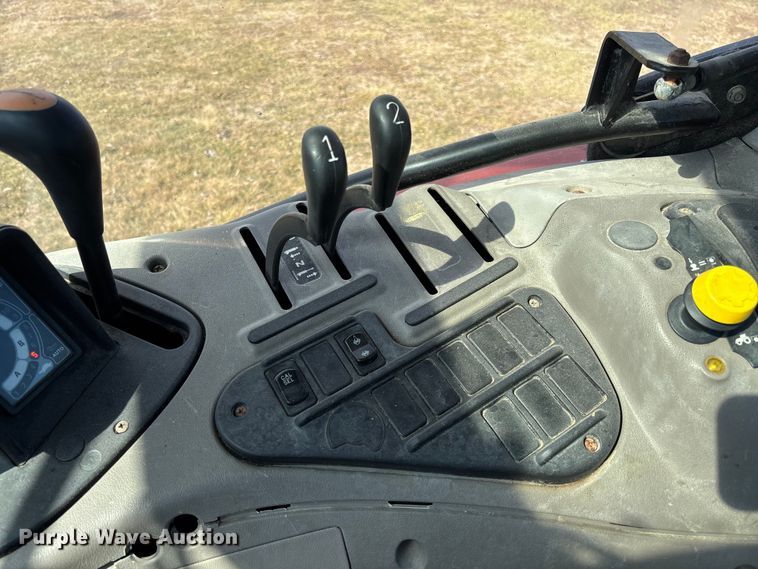 image for item FB3025 2006 Case IH MXU115 tractor