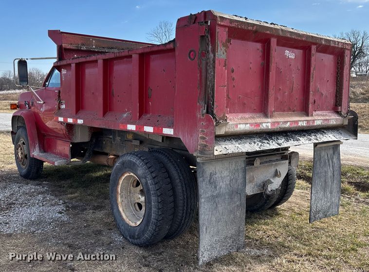 image for item FB3026 1986 GMC C7 dump truck