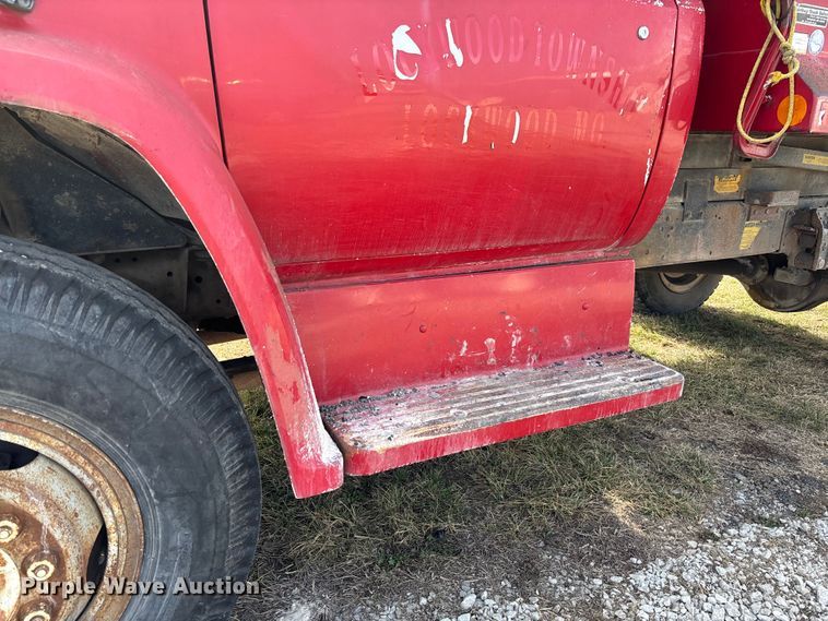 image for item FB3026 1986 GMC C7 dump truck