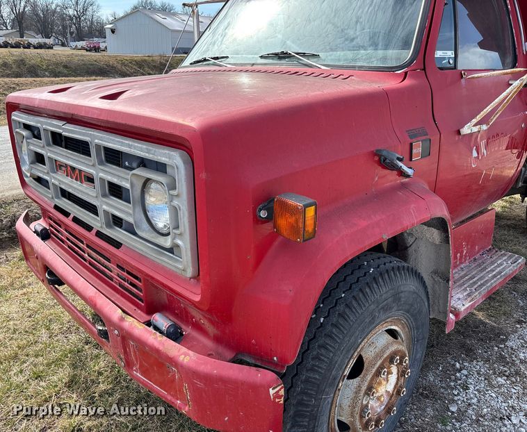 image for item FB3026 1986 GMC C7 dump truck