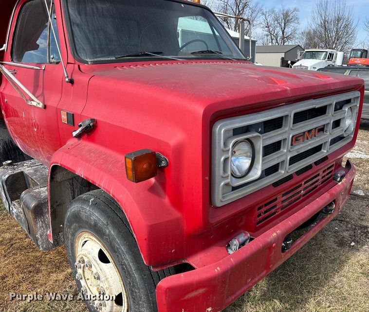 image for item FB3026 1986 GMC C7 dump truck