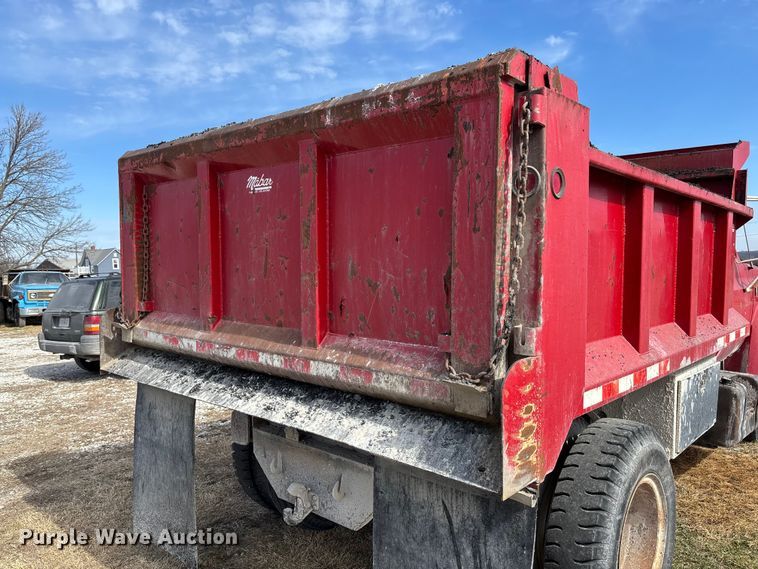 image for item FB3026 1986 GMC C7 dump truck