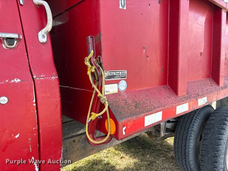 image for item FB3026 1986 GMC C7 dump truck