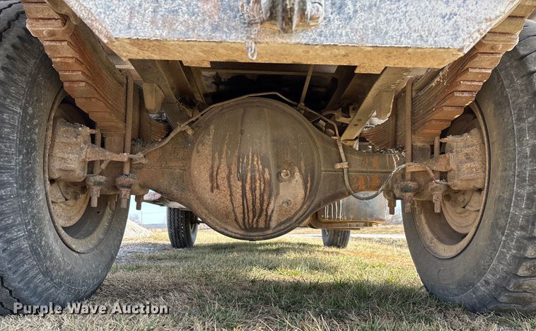 image for item FB3026 1986 GMC C7 dump truck