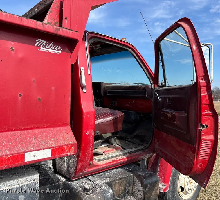 image for item FB3026 1986 GMC C7 dump truck