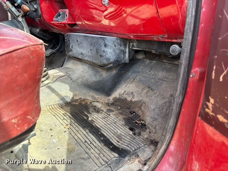 image for item FB3026 1986 GMC C7 dump truck