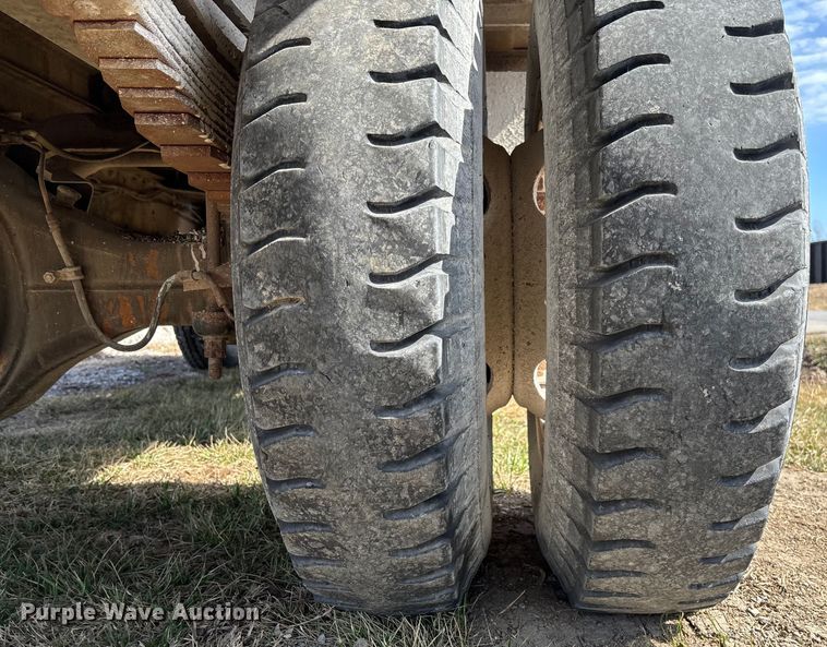 image for item FB3026 1986 GMC C7 dump truck