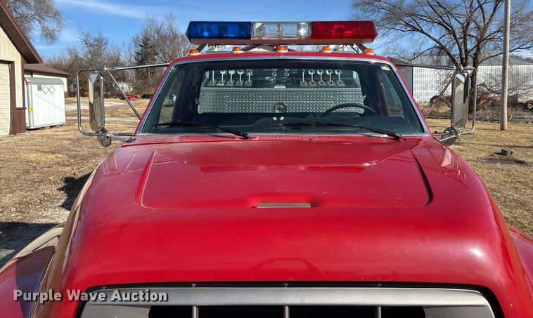 image for item FB3504 1995 Ford F800 pumper fire truck