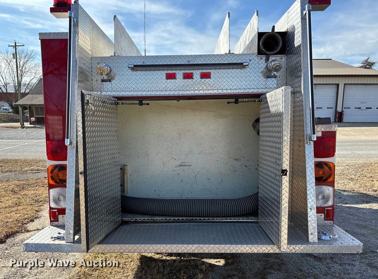 image for item FB3504 1995 Ford F800 pumper fire truck