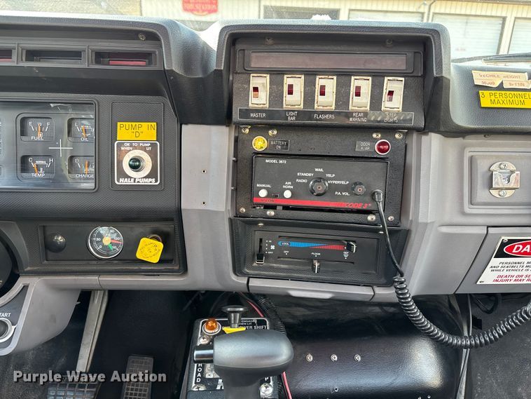 image for item FB3504 1995 Ford F800 pumper fire truck