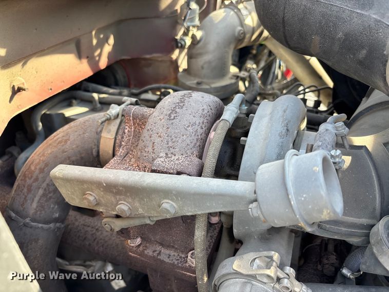 image for item FB3504 1995 Ford F800 pumper fire truck