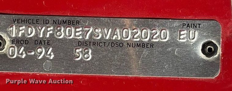 image for item FB3504 1995 Ford F800 pumper fire truck