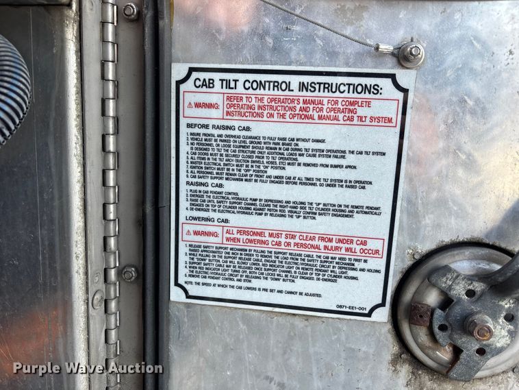 image for item FB3507 2016 Spartan LA41M-2142 pumper fire truck