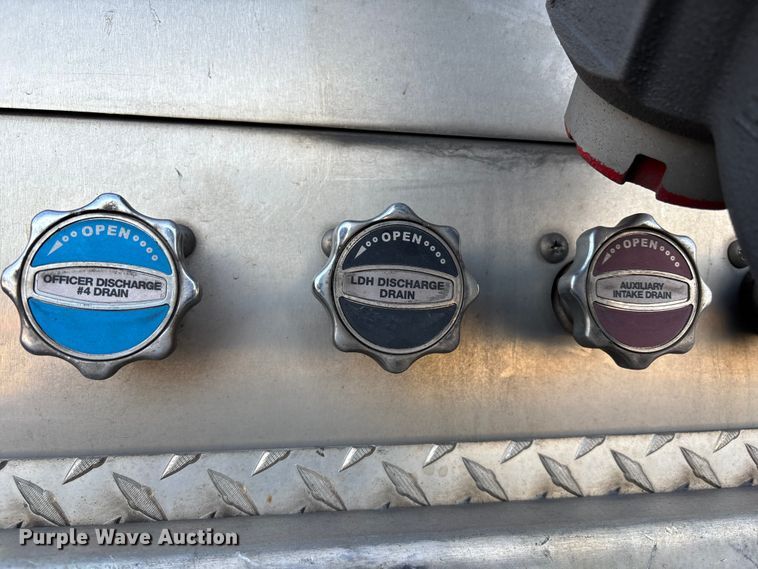 image for item FB3507 2016 Spartan LA41M-2142 pumper fire truck