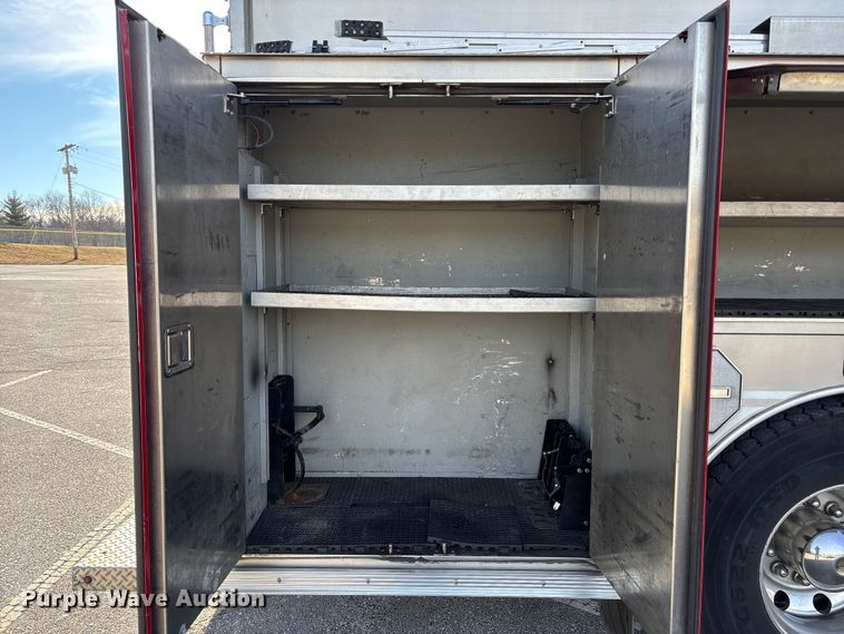 image for item FB3507 2016 Spartan LA41M-2142 pumper fire truck