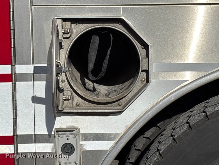 image for item FB3507 2016 Spartan LA41M-2142 pumper fire truck