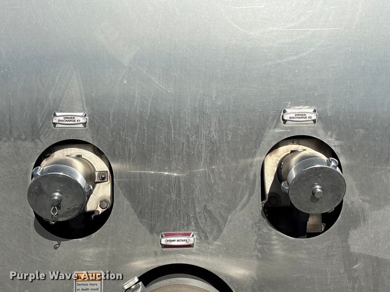 image for item FB3507 2016 Spartan LA41M-2142 pumper fire truck