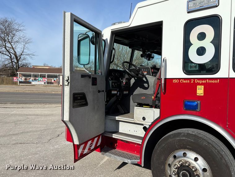 image for item FB3507 2016 Spartan LA41M-2142 pumper fire truck