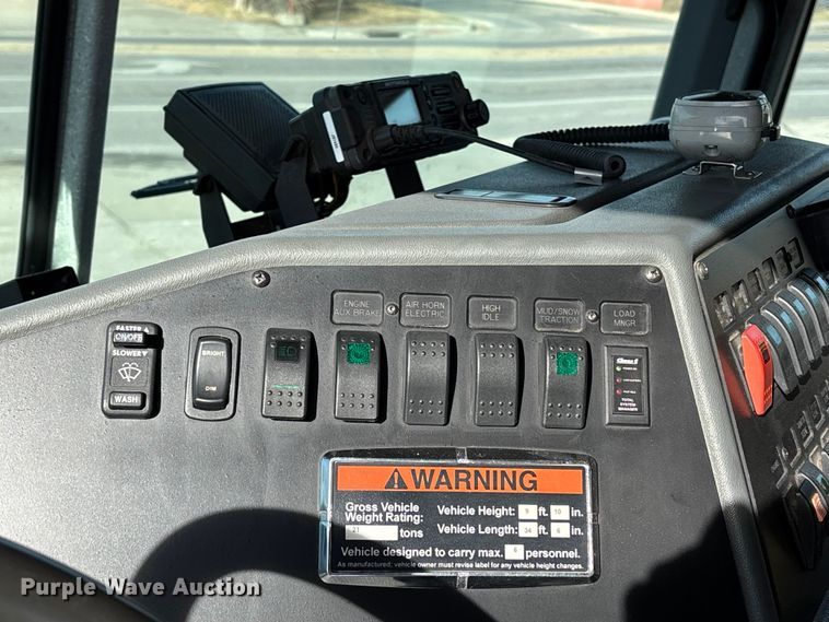 image for item FB3507 2016 Spartan LA41M-2142 pumper fire truck