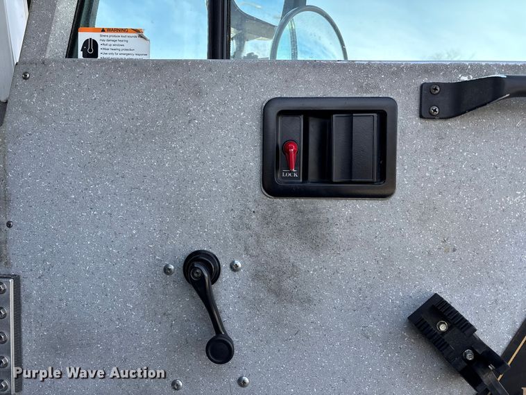 image for item FB3507 2016 Spartan LA41M-2142 pumper fire truck