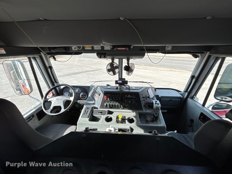 image for item FB3507 2016 Spartan LA41M-2142 pumper fire truck