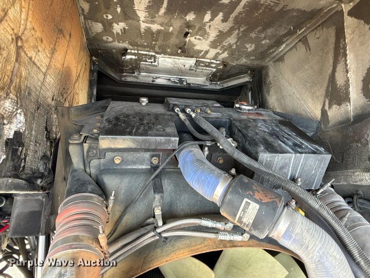 image for item FB3507 2016 Spartan LA41M-2142 pumper fire truck