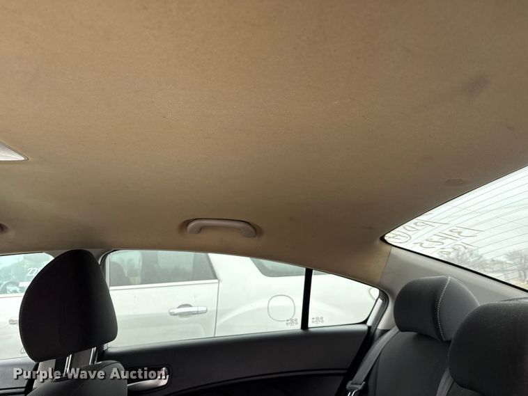 image for item FB8577 2017 Kia Forte 