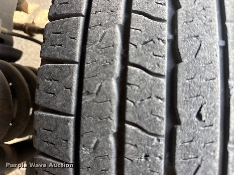 image for item FB8594 2016 Ford F250 Super Duty XL Ext. Cab pickup truck