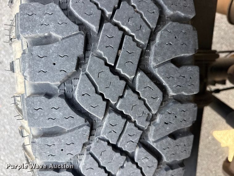 image for item FB8594 2016 Ford F250 Super Duty XL Ext. Cab pickup truck