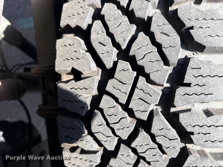 image for item FB8594 2016 Ford F250 Super Duty XL Ext. Cab pickup truck