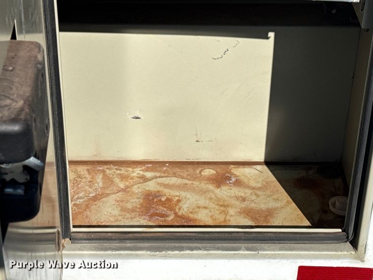 image for item FB8595 2012 Ford F250 Super Duty XL Ext. Cab utility bed pickup truck