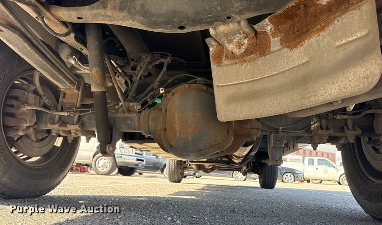 image for item FB8595 2012 Ford F250 Super Duty XL Ext. Cab utility bed pickup truck