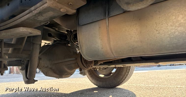 image for item FB8595 2012 Ford F250 Super Duty XL Ext. Cab utility bed pickup truck