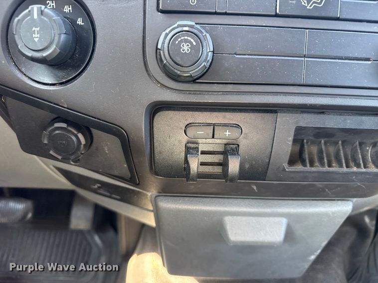 image for item FB8595 2012 Ford F250 Super Duty XL Ext. Cab utility bed pickup truck