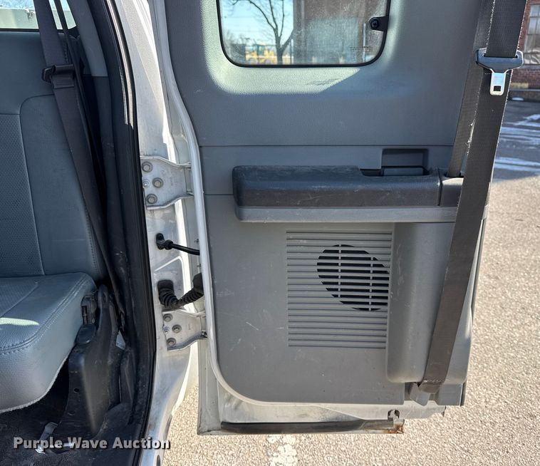 image for item FB8595 2012 Ford F250 Super Duty XL Ext. Cab utility bed pickup truck