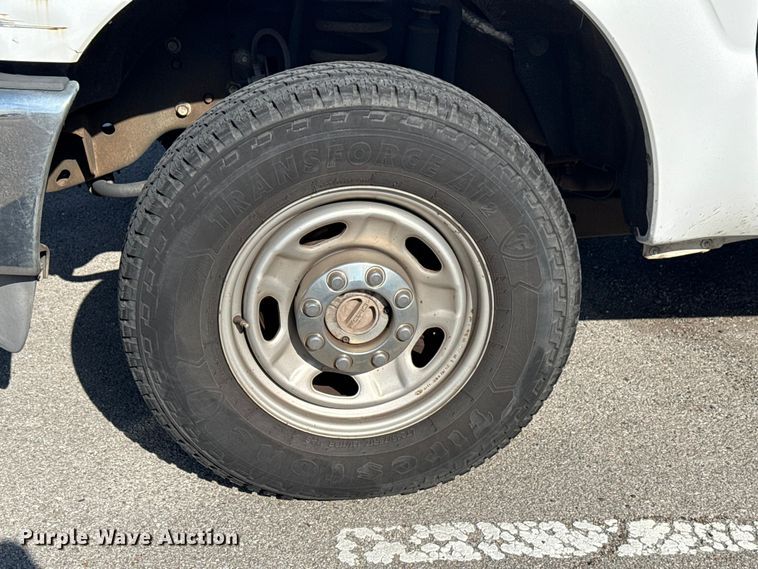 image for item FB8595 2012 Ford F250 Super Duty XL Ext. Cab utility bed pickup truck