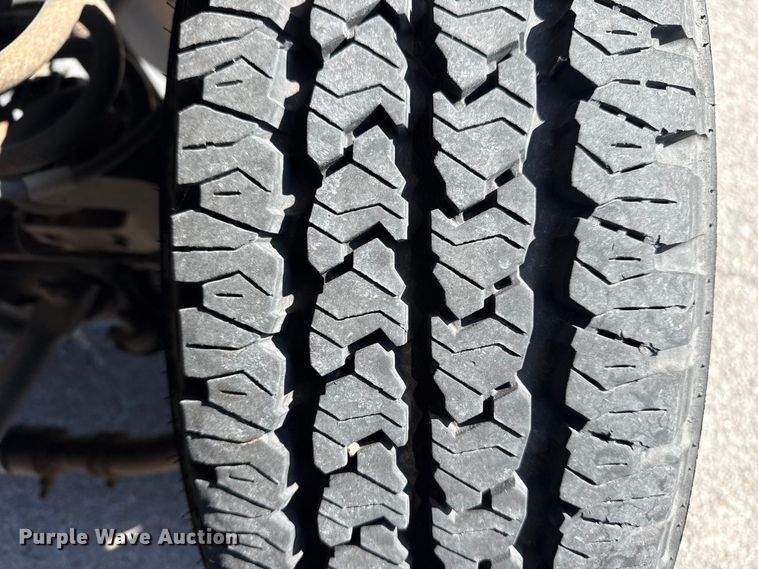 image for item FB8595 2012 Ford F250 Super Duty XL Ext. Cab utility bed pickup truck