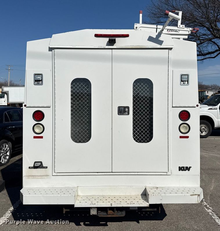 image for item FB8596 2012 Ford E350 Super Duty utility van