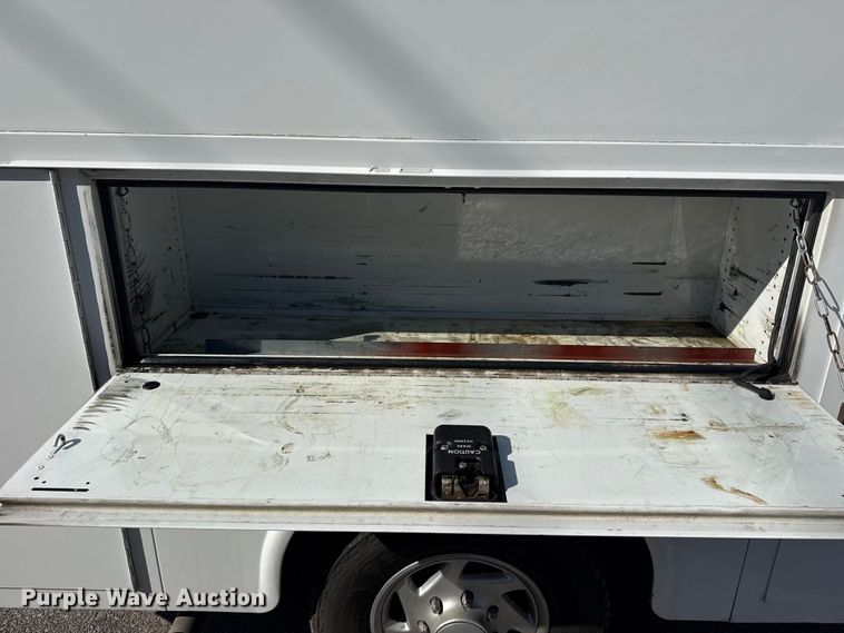 image for item FB8596 2012 Ford E350 Super Duty utility van